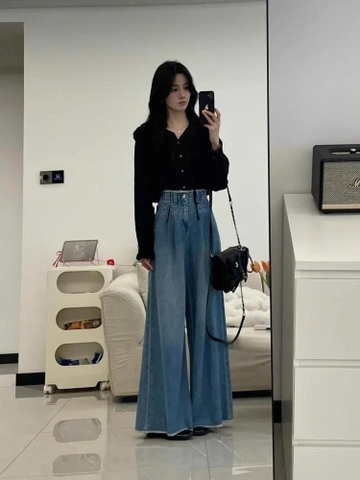 Set đồ sơ mi đen + quần jeans nữ 2025 D174250
