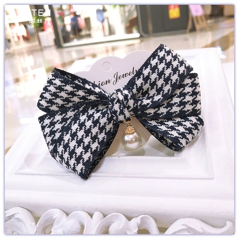 Kẹp tó nơ vải caro đính ngọc