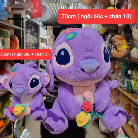 Stich tím cầm hoa