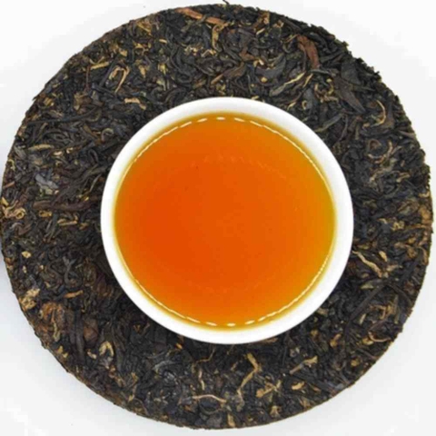 COMBO 3 NĂM CHUM TRÀ VÀNG - BÁNH TRÀ CHÍN TÀ XÙA 1T-2L 300G BTR