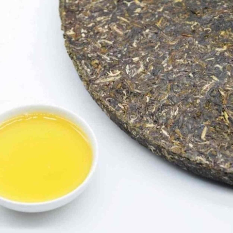 COMBO 7 NĂM CHUM TRÀ VÀNG - BÁNH TRÀ SỐNG YÊN BÁI 1T-3L 300G BTR