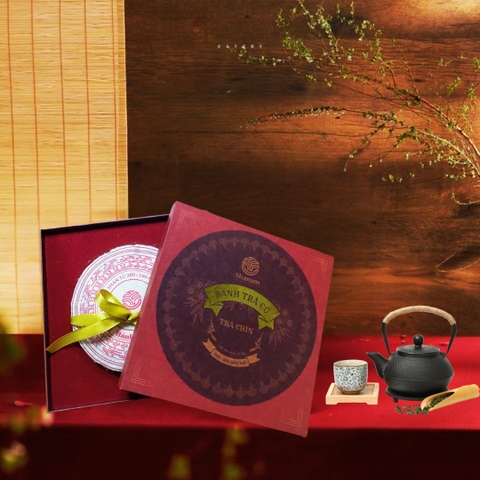 TRÀ VÀNG - BÁNH TRÀ CHÍN 2022 YÊN BÁI 1 TÔM - 3 LÁ 300G BTR