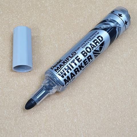 Bút dạ bảng Pentel Maxiflo White Board Marker MWL5M