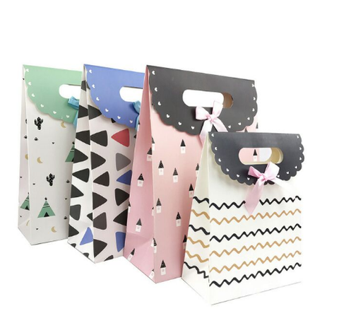 Túi quà giấy dọc số 4