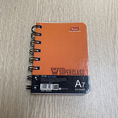 Sổ lò xo Grand A7 8590 240 trang