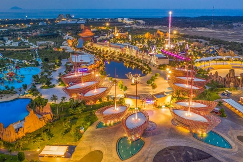 Vé Vào Cồng VinWonders [Sau 15h00]