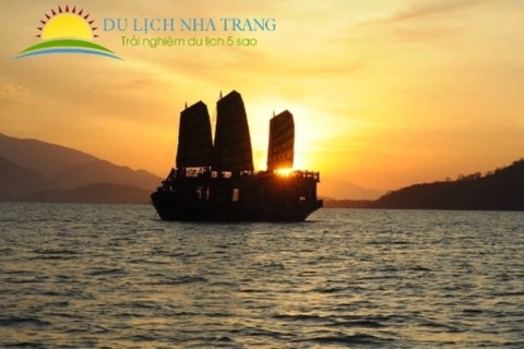 Tour Du thuyền Nha Trang - Emperor Cruises - gói tiêu chuẩn