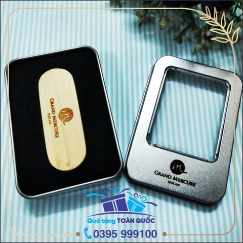 USB gỗ và hộp thiếc 01
