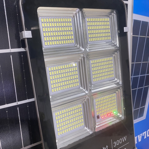 Đèn Đường Bàn Chải SOLARLED 300W – Giải Pháp Chiếu Sáng Hiệu Quả Cho Đường Phố