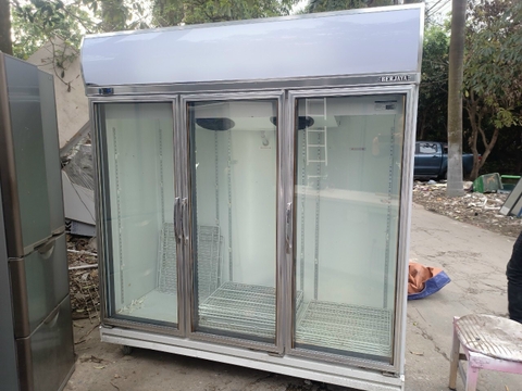 Tủ Mát 3 Cánh Berjaya Cửa Kính 3D/DC-SM 1500L-Thanh Lý Giá Rẻ- New 90%