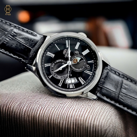 Đồng Hồ Nam Orient Automatic Sun And Moon Gen 3 Black RA-AK0010B10B ( RA-AK0010B00C ) ( RA-AK0010B ) ( RA-AK0010B30B )