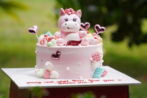 BÁNH KEM SỮA TƯƠI SIZE 16CM