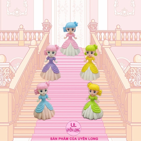 Búp Bê Mini Chạy Cót Đẩy Lùi, Nhiều Màu Sắc, Nhựa Đẹp Và Thần Thái Rất Xinh Tươi, Bé Sẽ Rất Thích