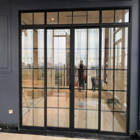 CỬA LÙA XINGFA XÁM CHIA PANO CAO CẤP