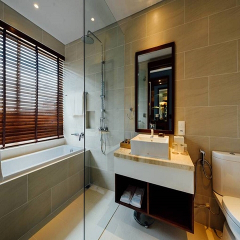 VÁCH NGĂN PHÒNG TẮM KÍNH CƯỜNG LỰC SIÊU TRONG 10mm