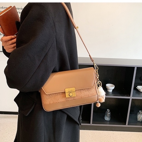 Túi Đeo Vai Nữ - Giỏ Xách Đeo Chéo Mona - tt221088