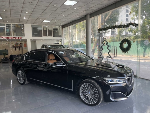 BMW 750Li 2021