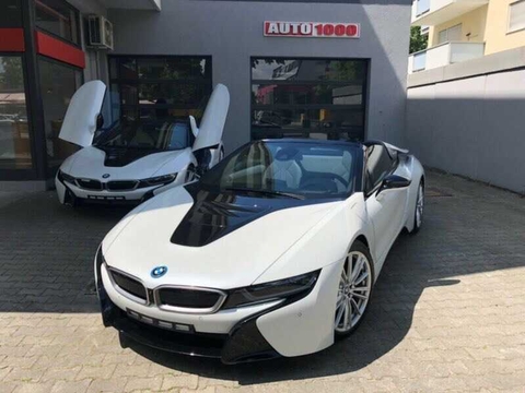 BMW i8 Roadster