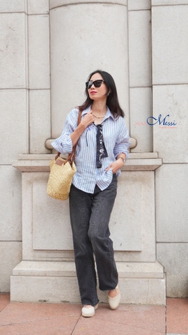 Áo sơ mi  sọc thêu hoa cẩm chướng