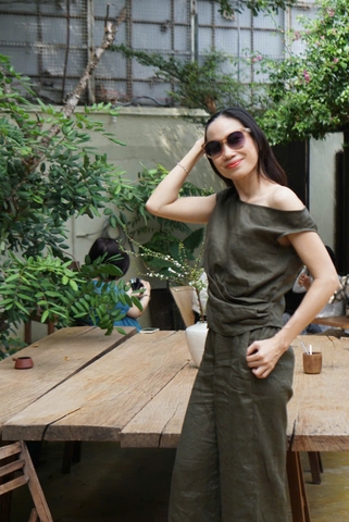 Áo linen nữ MaxMessi Premium Collection CARTY trễ vai