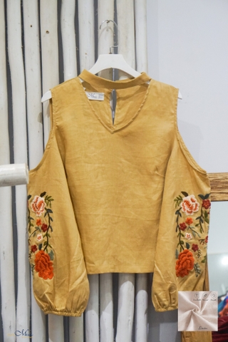 MaxMessi - NADEEN áo tay lửng hở vai thêu tay