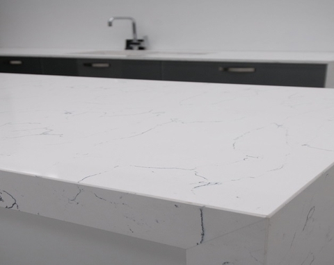 Vicostone Bianco Venato BQ8440