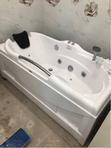 Bồn Tắm Massage cao cấp BY1600