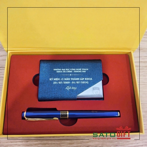 Quà tặng Văn phòng: Set Combo Bút viết và Hộp Namecard