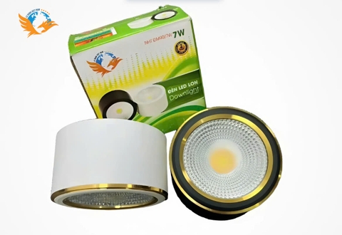 ĐÈN BƠ 7W  MÀU VIỀN VÀNG VỎ TRẮNG - ĐEN
