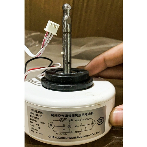 Quạt panasonic 15 W