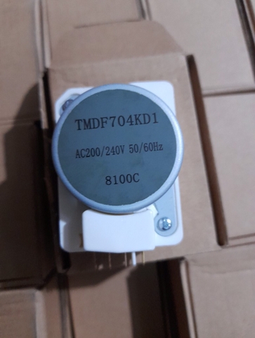 Đồng hồ thời gian 704 hộp chân 1/3