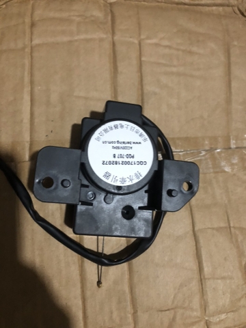 Xả Sanyo vuông đen tốt