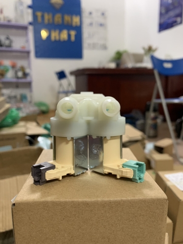 Van cấp đôi Electrolux chéo chân kim