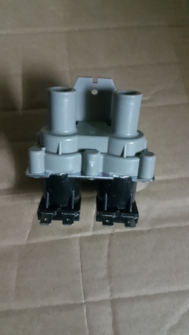 Van cấp đôi Màu Ghi Sanyo loại thường