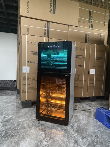 Tủ sấy tiệt trùng bát đĩa RN280