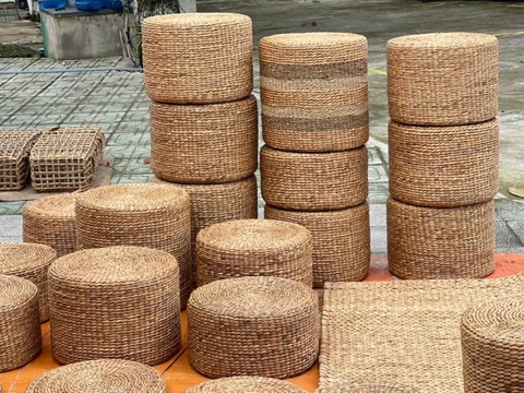 Ghế Đôn Lục Bình Sọc Cói 40x20cm - Round Water Hyacinth Woven Ottaman