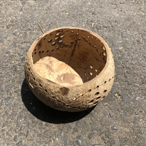 Lồng Đèn Trung Thu Gáo Dừa - Gáo dừa làm lồng đèn (tặng kèm dây + nến)