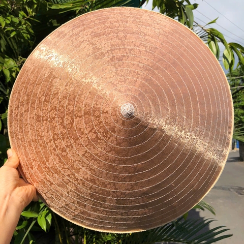 (16 vòng - 42cm )Nón lá LỤA đẹp - Nón lụa 2 lớp dày chắc chắn dùng che nắng/ chụp ảnh (có sẵn dây nón)