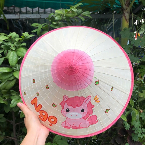 Nón lá vẽ 12 con giáp - Nón lá Huế