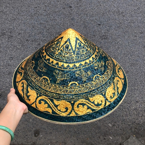 Nón lá cỏ bàng vẽ mẫu trống đồng - Nón cỏ chắc chắn (mẫu đẹp)