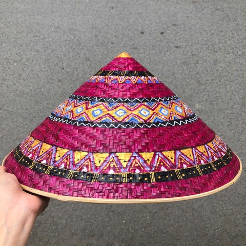 Nón lá cỏ bàng vẽ mẫu trống đồng - Nón cỏ chắc chắn (mẫu đẹp)