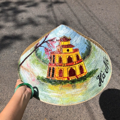 Nón lá cỏ bàng vẽ địa danh nổi tiếng - Nón cỏ bàng vẽ địa danh