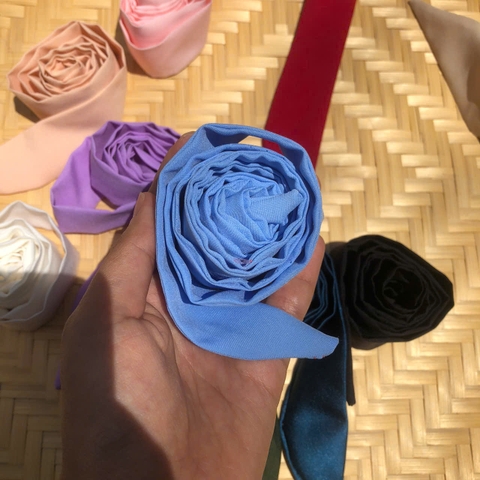 Dây quai nón lá vải lót lụa dài 1m2 x 3cm - Khăn lụa dáng dài thắt nơ cổ, túi xách thanh lịch