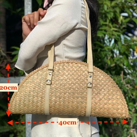 Túi Bánh Xèo Cỏ Bàng - Túi Cói Hình bán nguyệt đeo vai quai da