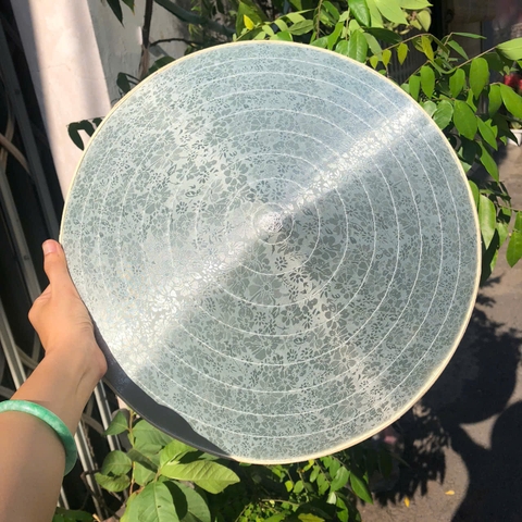 Nón lá LỤA đẹp - Nón lụa 2 lớp dày chắc chắn dùng che nắng/ chụp ảnh (có sẵn dây nón)