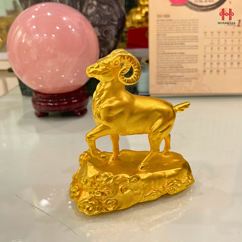 Tượng Dê Tài Lộc mạ vàng