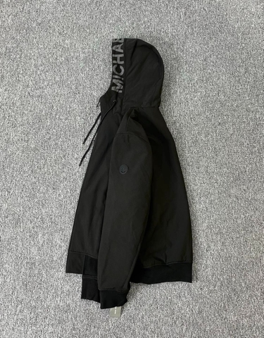 Áo Khoác Chính Hãng - Áo Khoác Lông Michael Kors Black Logo Tròn - M23652RS-02