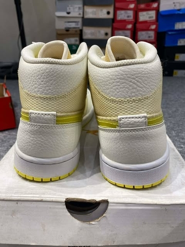 Giày Casual Chính Hãng - Nike Wmns Air Jordan 1 Mid SE 'Voltage Yellow' - DB2822-107