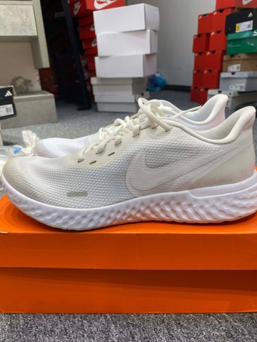 Giày Casual Chính Hãng - Nike Revolution 5 