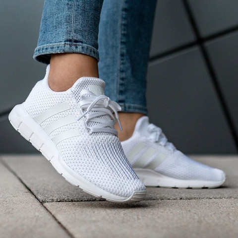 Giày Casual Chính Hãng - Adidas Wmns Swift Run X ‘Cloud White’ - FY2138